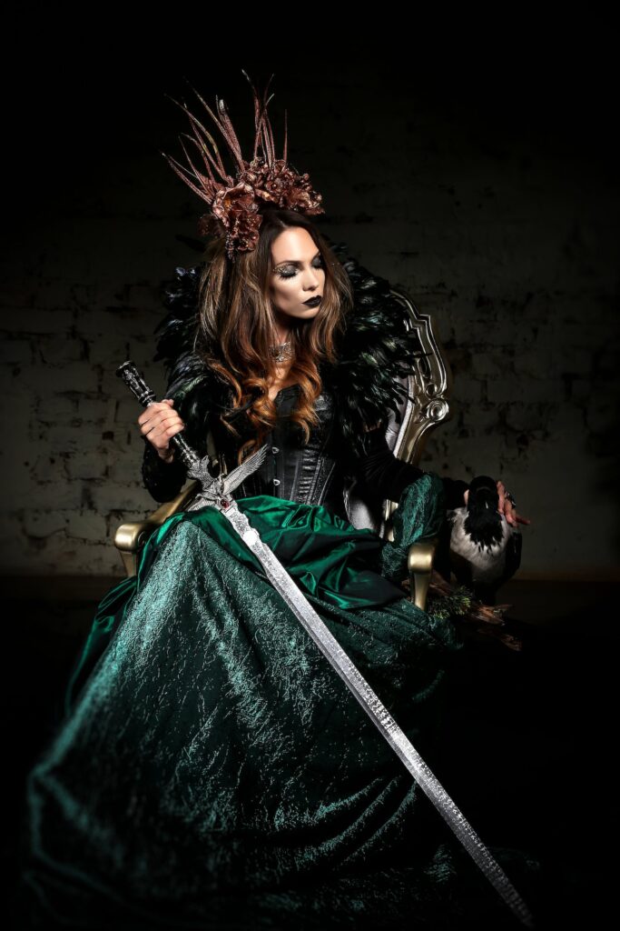 Image of sorcerer queen with sword